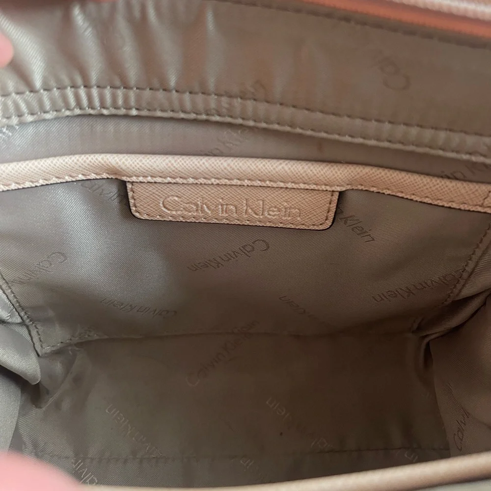 Calvin Klein Leather Crossbody bag - Picture 6 of 6